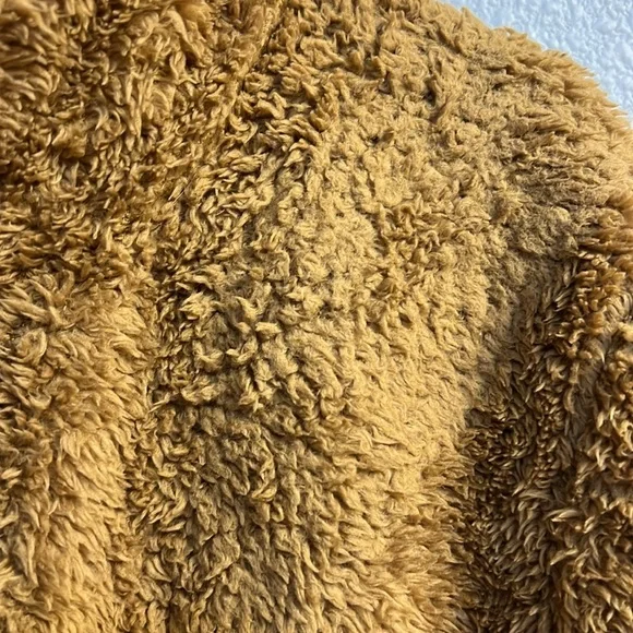 Patagonia Women's Brown Teddy Fleece Quarter-Zip Pullover - Picture 5 of 10